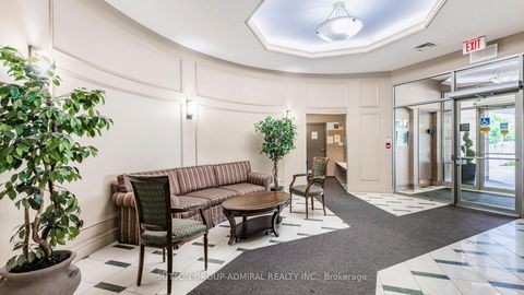 Photo 4 at 707 - 4200 Bathurst Street, Clanton Park, Toronto