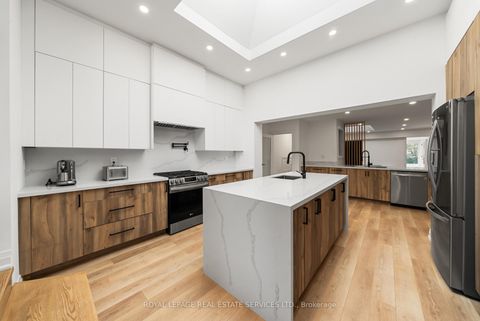 Photo 9 at 296 Lennox Avenue, Harding, Richmond Hill