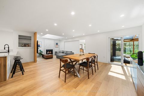 Photo 13 at 296 Lennox Avenue, Harding, Richmond Hill