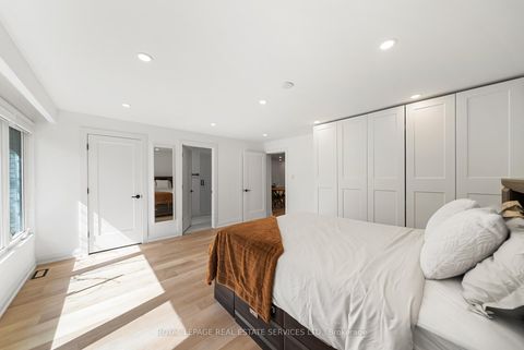 Photo 21 at 296 Lennox Avenue, Harding, Richmond Hill