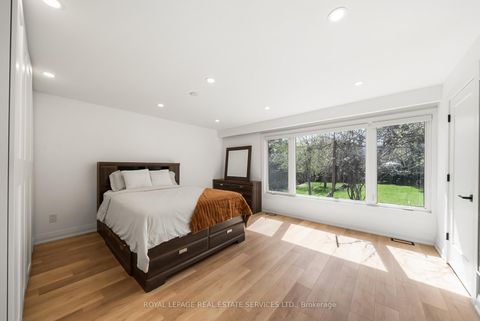 Photo 22 at 296 Lennox Avenue, Harding, Richmond Hill