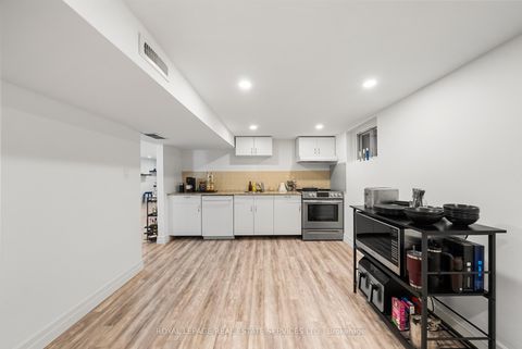 Photo 34 at 296 Lennox Avenue, Harding, Richmond Hill