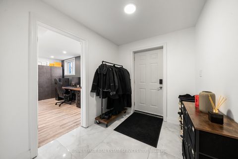 Photo 39 at 296 Lennox Avenue, Harding, Richmond Hill