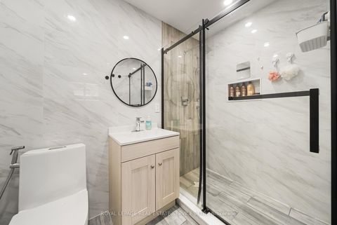 Photo 42 at 296 Lennox Avenue, Harding, Richmond Hill