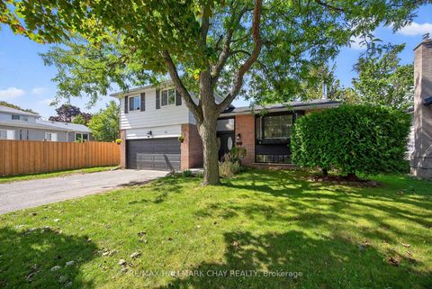 Photo 1 at 56 Briar Road, Allandale Heights, Barrie
