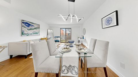 Photo 7 at 58 Glanvil Crescent, Malvern, Toronto