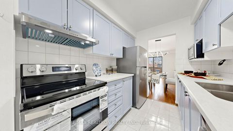 Photo 10 at 58 Glanvil Crescent, Malvern, Toronto