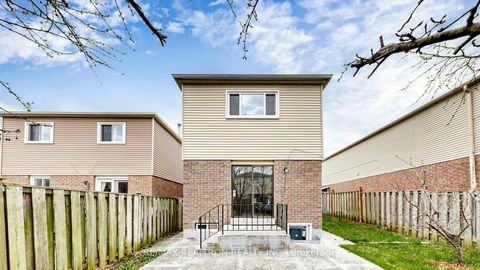 Photo 40 at 58 Glanvil Crescent, Malvern, Toronto