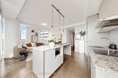 Photo 8 at 6110 - 88 Harbour Street, Waterfront Communities C1, Toronto