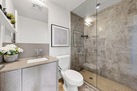 Photo 15 at 6110 - 88 Harbour Street, Waterfront Communities C1, Toronto