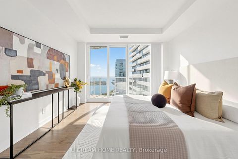 Photo 18 at 6110 - 88 Harbour Street, Waterfront Communities C1, Toronto