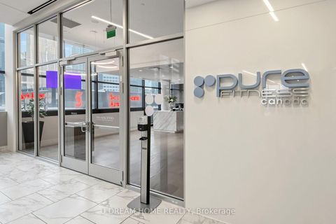 Photo 36 at 6110 - 88 Harbour Street, Waterfront Communities C1, Toronto