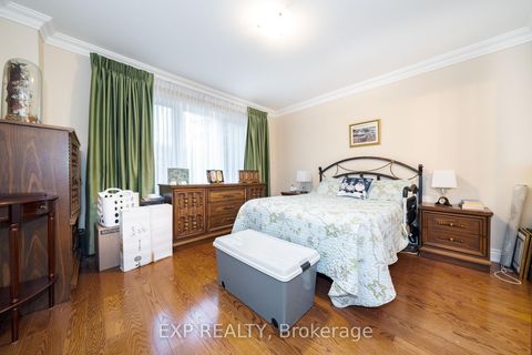 Photo 20 at 90 Brillinger Street, North Richvale, Richmond Hill