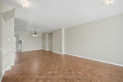 Photo 2 at 18 - 3680 Brimley Road, Milliken, Toronto