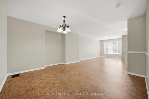 Photo 9 at 18 - 3680 Brimley Road, Milliken, Toronto