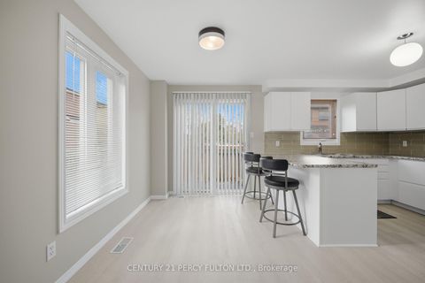 Photo 17 at 18 - 3680 Brimley Road, Milliken, Toronto
