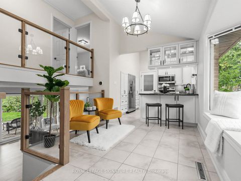 Photo 5 at 81 Cottonwood Drive, Don Mills, Toronto