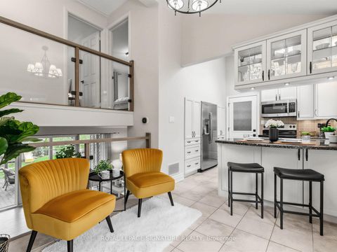 Photo 6 at 81 Cottonwood Drive, Don Mills, Toronto