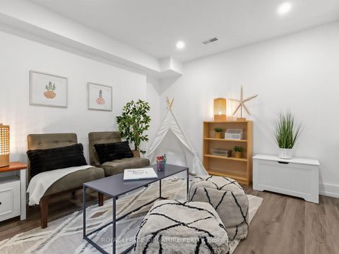 Photo 31 at 81 Cottonwood Drive, Don Mills, Toronto