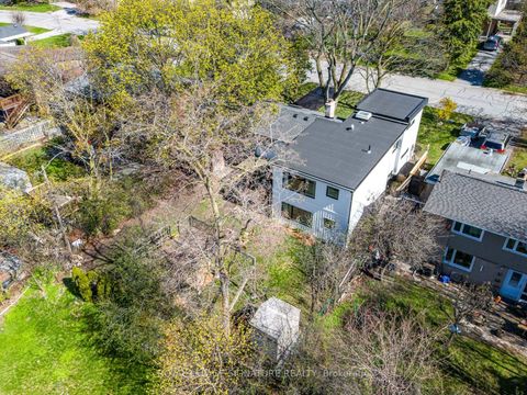 Photo 35 at 81 Cottonwood Drive, Don Mills, Toronto