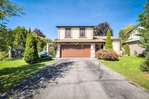 Photo 1 at 18 Mayvern Crescent, North Richvale, Richmond Hill