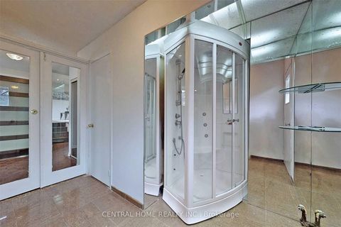 Photo 13 at 18 Mayvern Crescent, North Richvale, Richmond Hill