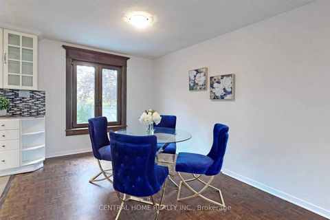 Photo 21 at 18 Mayvern Crescent, North Richvale, Richmond Hill
