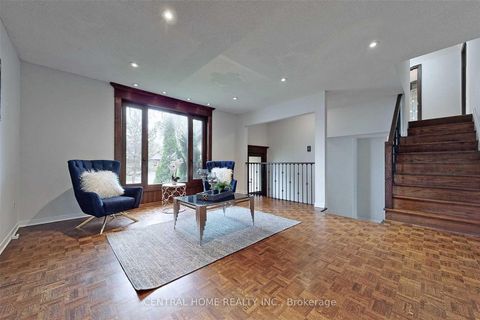 Photo 26 at 18 Mayvern Crescent, North Richvale, Richmond Hill