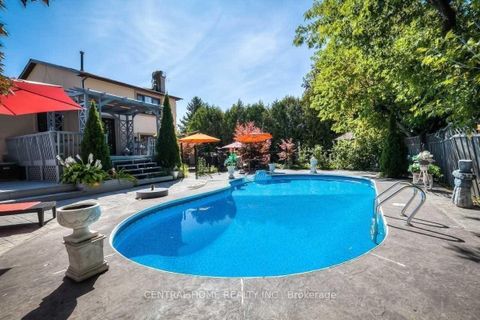 Photo 38 at 18 Mayvern Crescent, North Richvale, Richmond Hill
