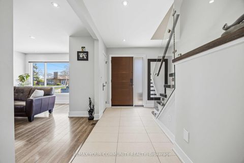 Photo 2 at 34 Walwyn Avenue, Pelmo Park W4, Toronto