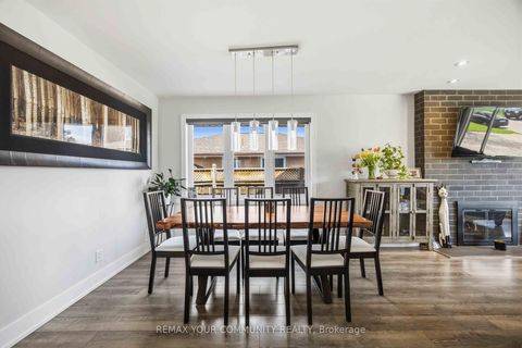 Photo 7 at 34 Walwyn Avenue, Pelmo Park W4, Toronto