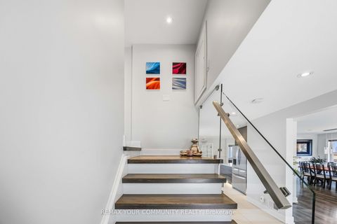 Photo 18 at 34 Walwyn Avenue, Pelmo Park W4, Toronto