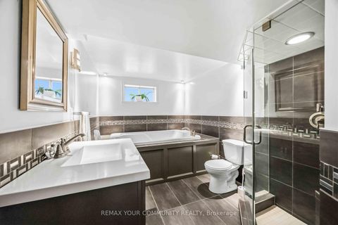 Photo 24 at 34 Walwyn Avenue, Pelmo Park W4, Toronto