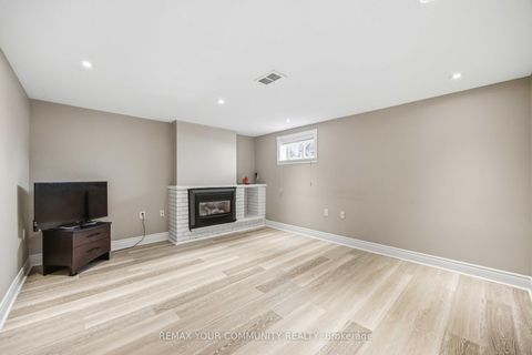 Photo 27 at 34 Walwyn Avenue, Pelmo Park W4, Toronto