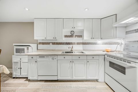 Photo 30 at 34 Walwyn Avenue, Pelmo Park W4, Toronto