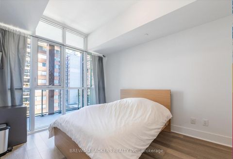 Photo 15 at 706 - 32 Davenport Road, Annex, Toronto