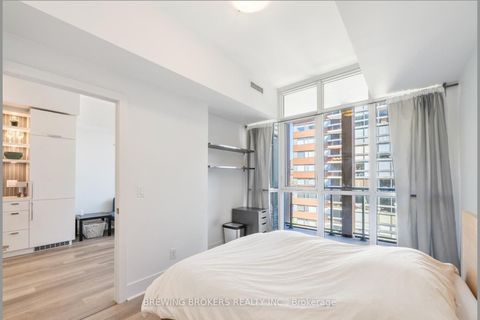 Photo 16 at 706 - 32 Davenport Road, Annex, Toronto