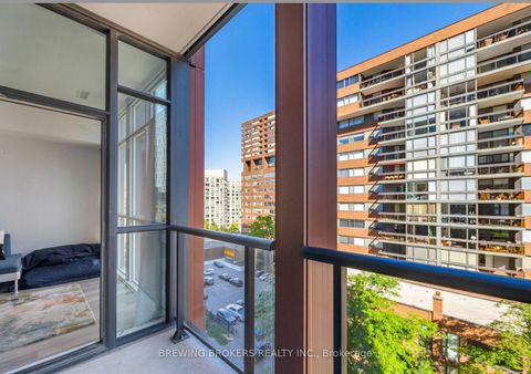 Photo 20 at 706 - 32 Davenport Road, Annex, Toronto