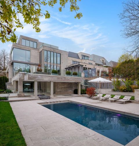Photo 3 at 211 Dunvegan Road, Forest Hill South, Toronto