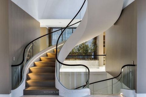 Photo 6 at 211 Dunvegan Road, Forest Hill South, Toronto