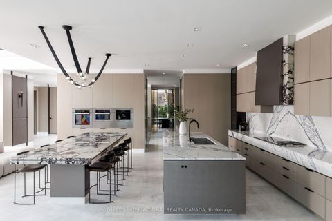 Photo 9 at 211 Dunvegan Road, Forest Hill South, Toronto