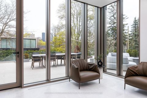 Photo 13 at 211 Dunvegan Road, Forest Hill South, Toronto