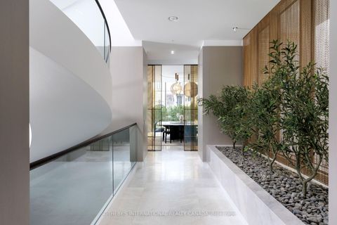 Photo 20 at 211 Dunvegan Road, Forest Hill South, Toronto
