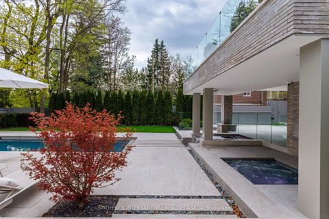 Photo 45 at 211 Dunvegan Road, Forest Hill South, Toronto