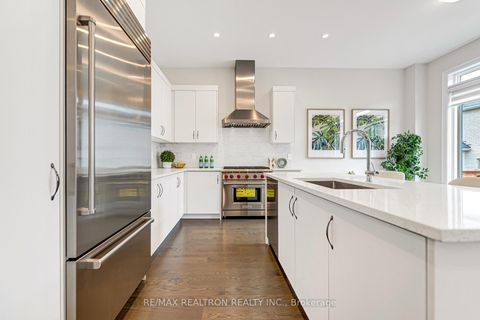 Photo 18 at 7 Sweet Gale Crescent, Rural Richmond Hill, Richmond Hill