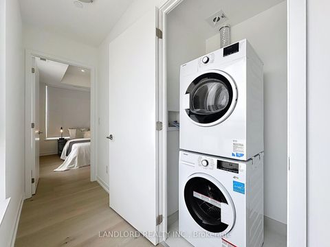 Photo 21 at 1202 - 3100 Keele Street, CFB, Toronto