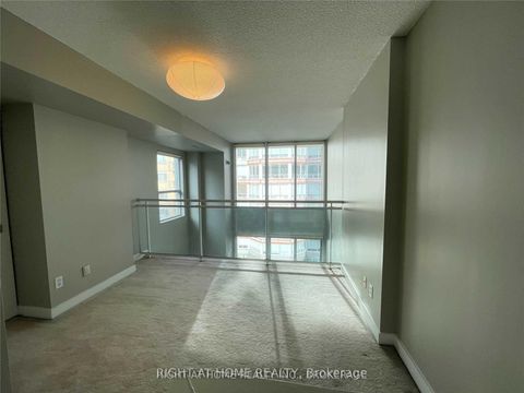 Photo 11 at 501 - 77 Lombard Street, Yonge Corridor, Toronto