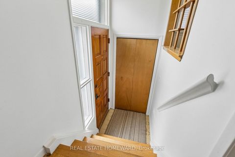 Photo 3 at 71 Thwaite Avenue, Jane Heights, Toronto