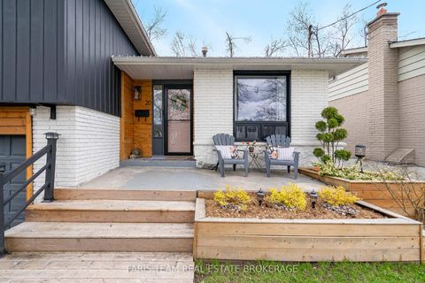 Photo 3 at 20 Carol Road, Allandale Heights, Barrie