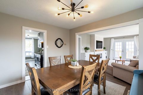 Photo 10 at 20 Carol Road, Allandale Heights, Barrie